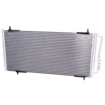 Kondenzátor klimatizace F4L913 Deutz-Fahr DX 4.17